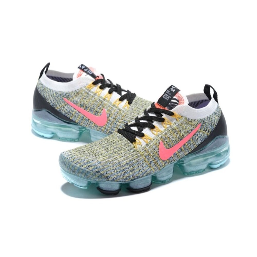 Nike Air VaporMax‎ Women's Sz 7 Flyknit 3 White Hyper Turquoise Athletic Shoes